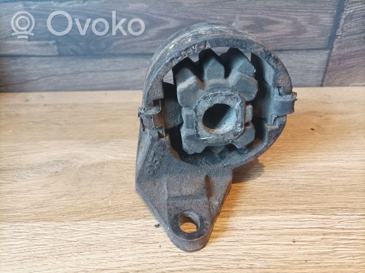 Ford Mondeo MK I Pagalvė pavarų dėžės 93BB6P081AD