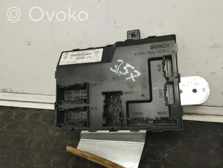 Ford Fiesta Sterownik / Moduł ECU 8v51-15k600-ch