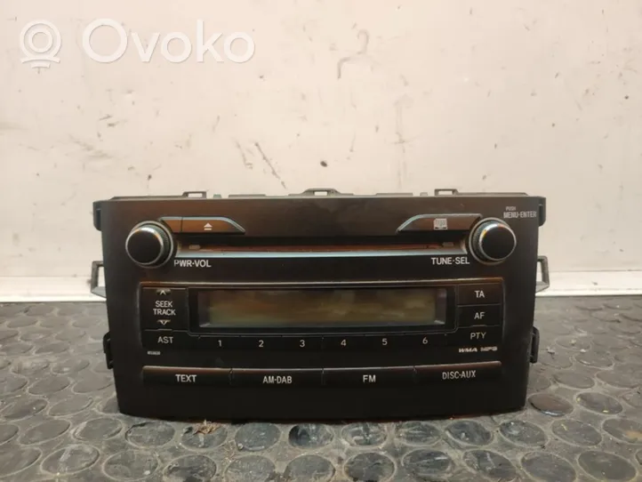 Toyota Auris 150 Radio/CD/DVD/GPS-pääyksikkö 86120-02A70