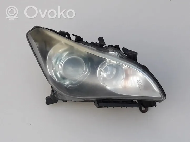 Infiniti M30 Lampa przednia 62228-1MA0A