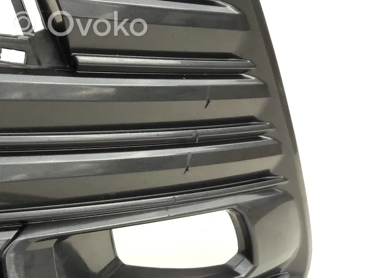 Toyota Camry VIII XV70  Maskownica / Grill / Atrapa górna chłodnicy 53102-33170