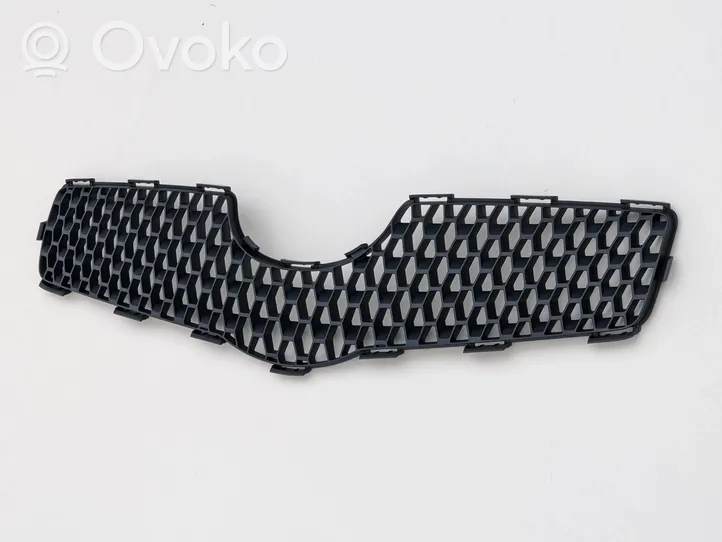 Toyota Yaris Grille calandre supérieure de pare-chocs avant 53111-0D140