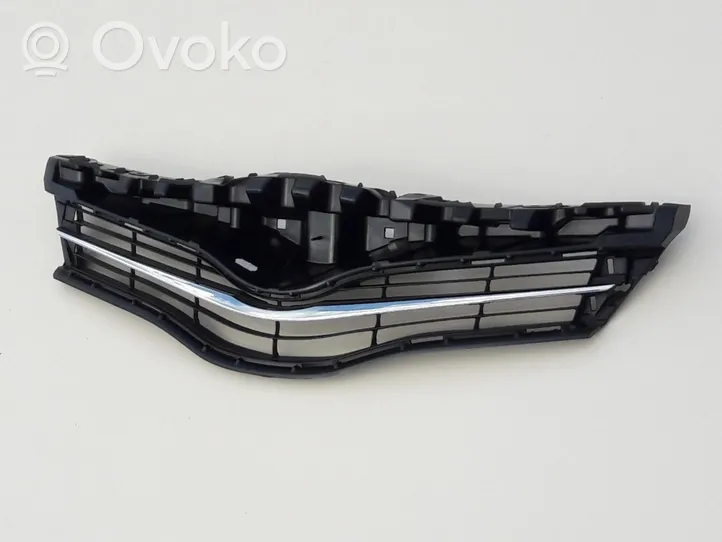 Toyota Yaris Maskownica / Grill / Atrapa górna chłodnicy 53121-52170