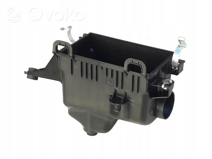 Toyota Yaris Tapa de la caja del filtro de aire 17701-0M061