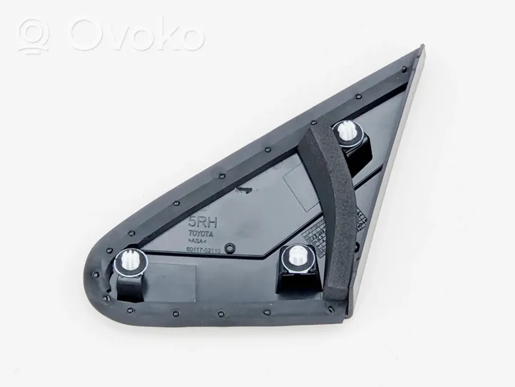 Toyota Auris E180 Rivestimento parafango (modanatura) 60117-02110