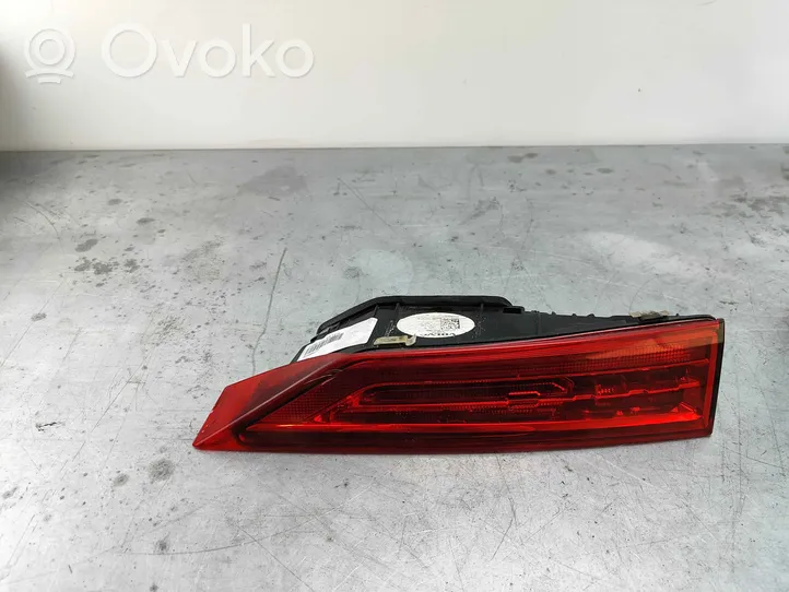 Volvo XC60 Lampy tylnej klapy bagażnika 31446617