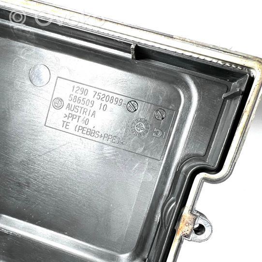 BMW 5 E60 E61 Coperchio scatola dei fusibili 7520899