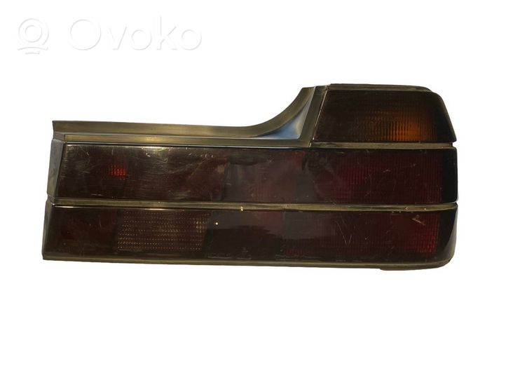 BMW 7 E32 Luci posteriori 1374042