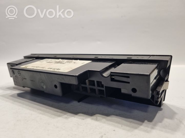 BMW 5 E39 Air suspension control unit module (rear) Z7LLL0008