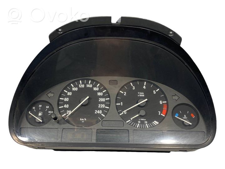 BMW 5 E39 Compteur de vitesse tableau de bord 8381195