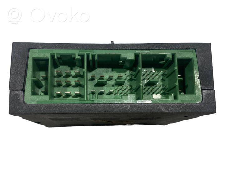 BMW 5 E39 Sulakemoduuli 7510638