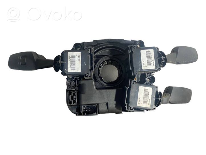 BMW X5 E70 Pyyhkimen/suuntavilkun vipukytkin 9138206