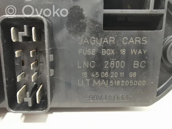 Jaguar XJ X308 Sulakemoduuli LNC2800BC