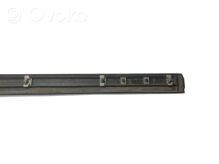 BMW 3 E36 Moulure de porte avant 2251379