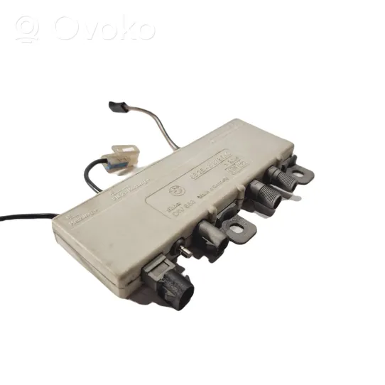 BMW 5 E39 Antenna control unit 8378090