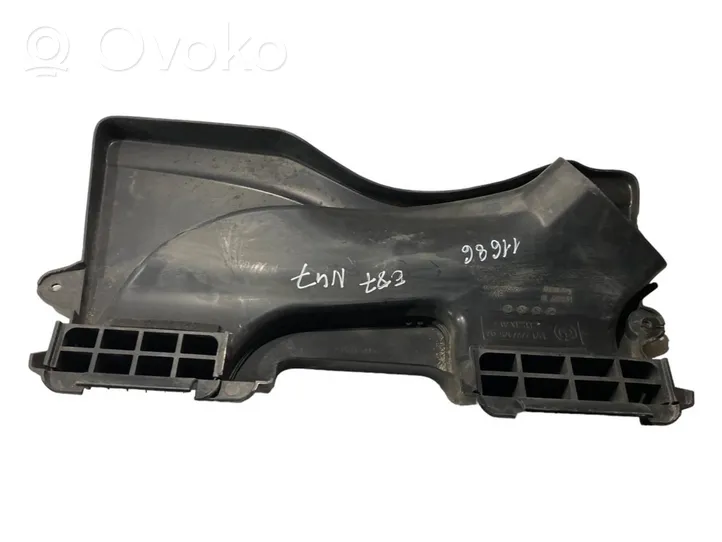 BMW 3 E90 E91 Oro paėmimo kanalo detalė (-ės) 7797475