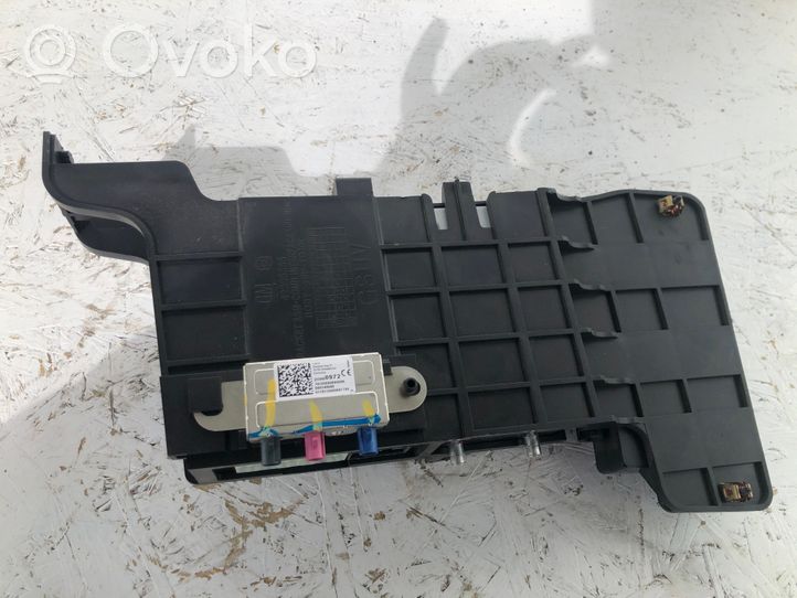 Opel Mokka X Module de passerelle 84364231