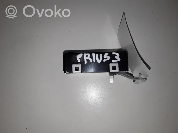 Toyota Prius (XW50) Other relay 897B047060