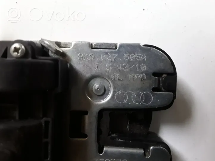 Audi A4 S4 B7 8E 8H Loading door lock 8K98275054