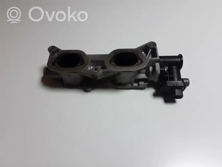 Subaru Impreza IV Clapet d'étranglement 14111AA030