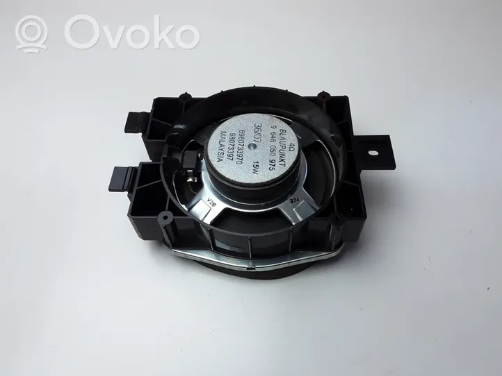 Isuzu D-Max Skaļrunis (-i) pakaļējās durvīs 8980733970