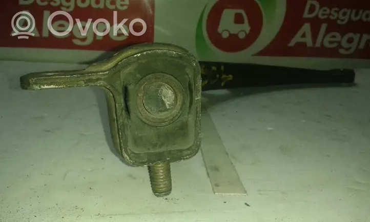 Peugeot 405 Brazo de suspensión delantero 