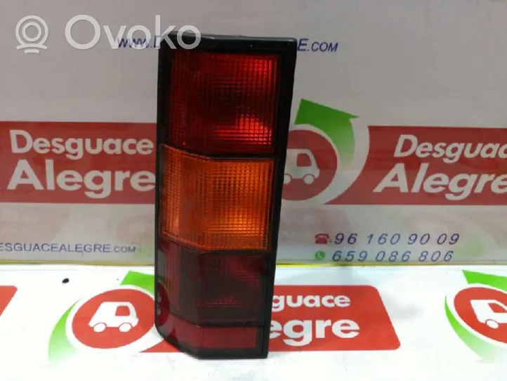 Renault Express Lampa tylna 