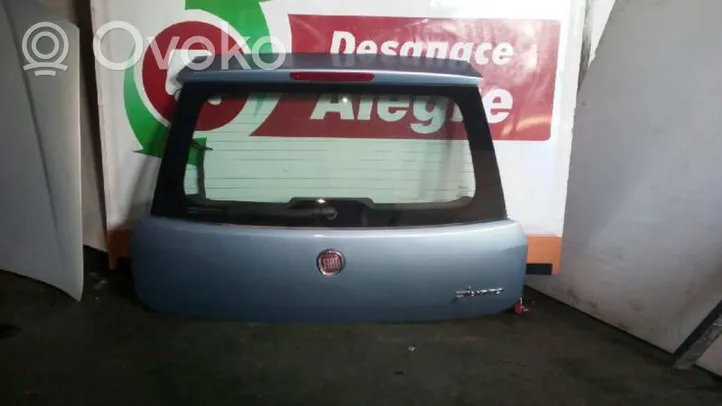 Fiat Grande Punto Takaluukun/tavaratilan kansi 