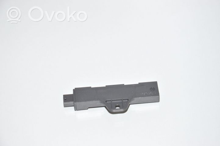 BMW M5 Antenna comfort per interno 