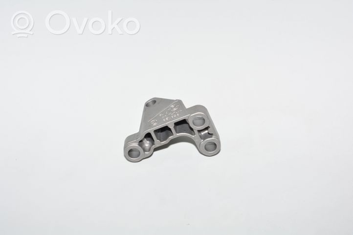 BMW 5 G30 G31 Supporto della pompa del carburante 