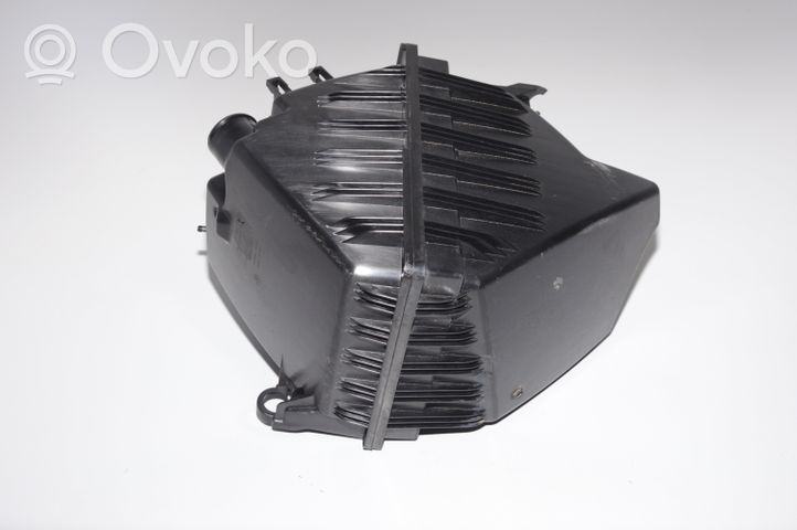 BMW i3 Air filter box 