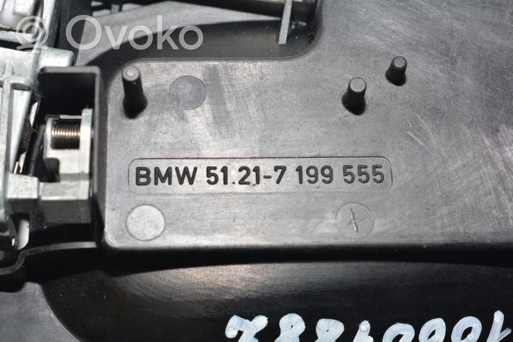BMW X3 E83 Maniglia esterna/staffa portiera anteriore 7199555