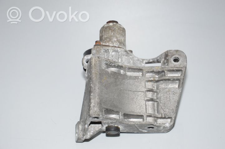 BMW X5 E70 Supporto di montaggio della pompa del servosterzo 7799862