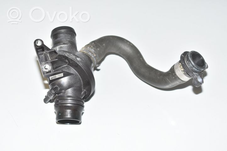 BMW 3 F30 F35 F31 Termostaatin kotelo 7603514