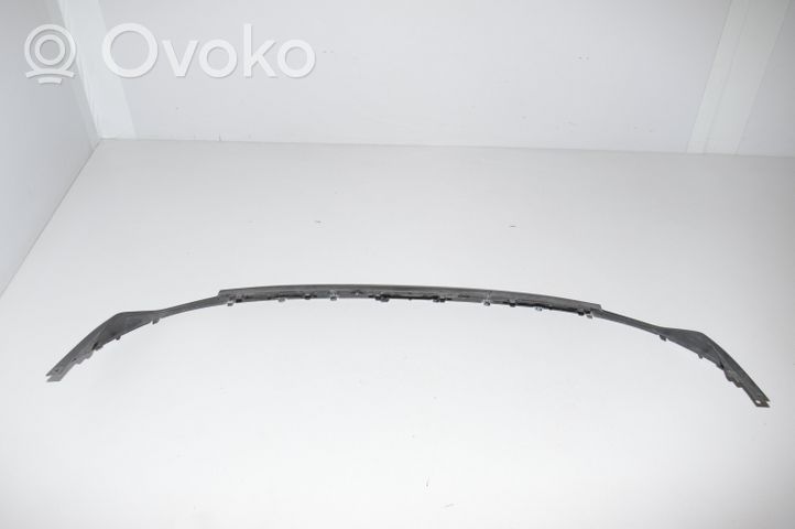 BMW 6 G32 Gran Turismo Moulure inférieure de pare-chocs arrière 7389993