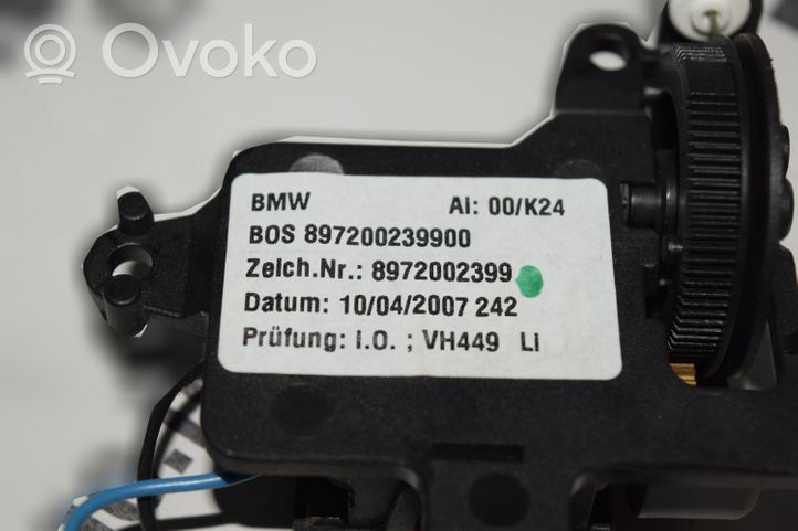 BMW 3 E90 E91 Užuolaidos (štorkės) varikliukas 