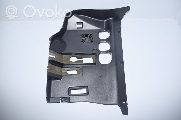 BMW 3 E92 E93 Panelės apdailos skydas (apatinis) 9132543