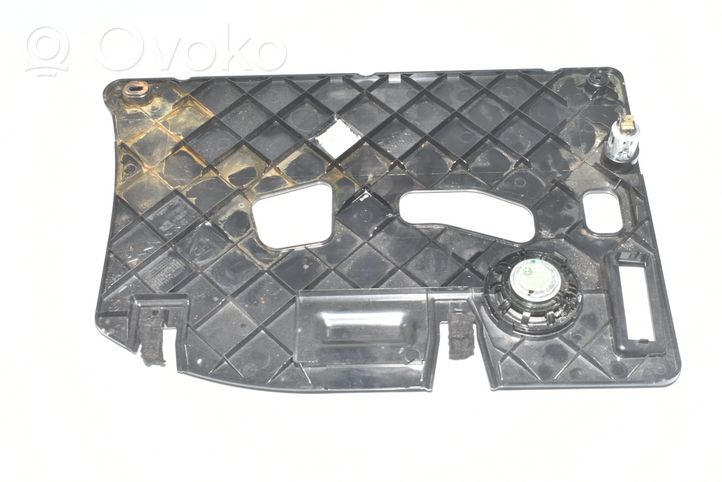 BMW 2 F46 Panelės apdailos skydas (apatinis) 9316560