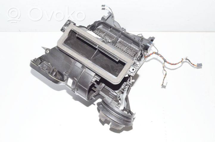 BMW i3 Scatola climatizzatore riscaldamento abitacolo assemblata 9304015