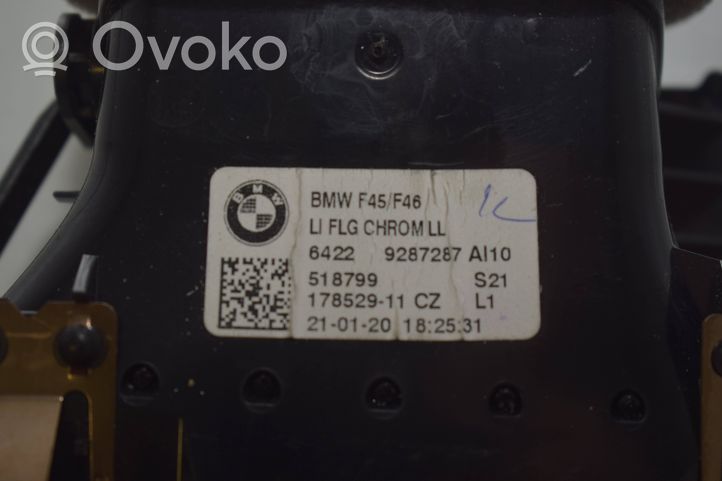 BMW 2 F46 Boczna kratka nawiewu deski rozdzielczej 9287287