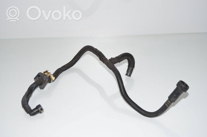 BMW X5 G05 Tuyau d'alimentation conduite de carburant 8598157