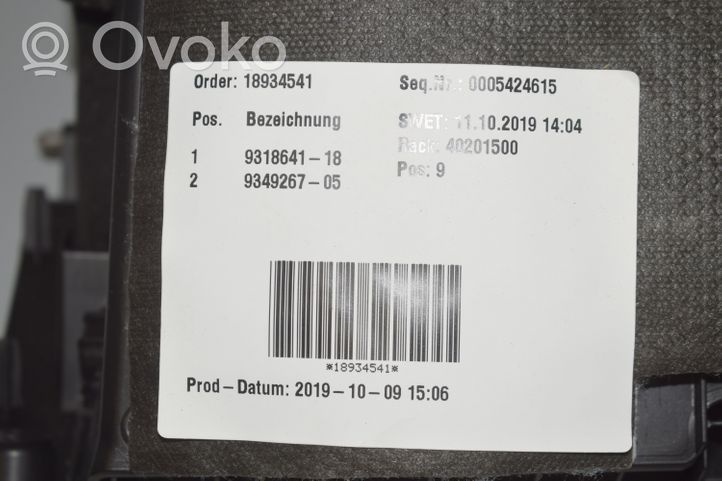 BMW 2 F46 Daiktadėžės (bordačioko) komplektas 9318641