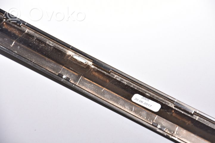 BMW 7 G11 G12 Windshield trim 