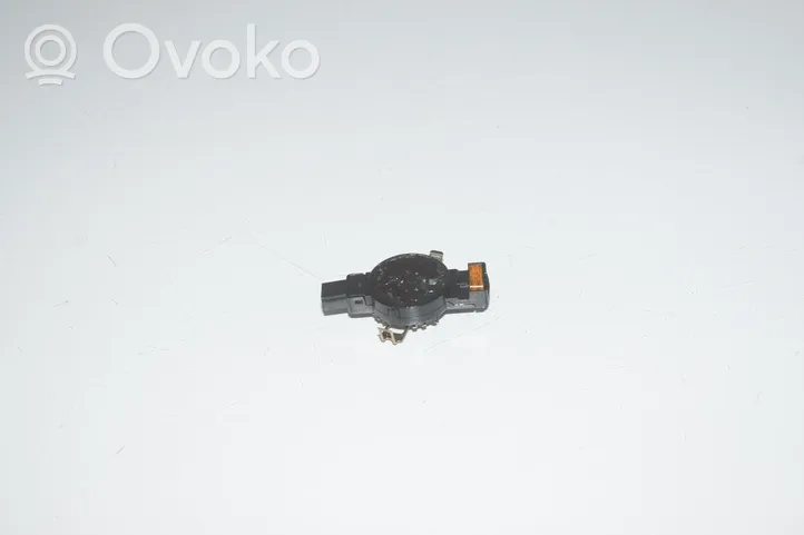 BMW X6 F16 Regensensor 6832974