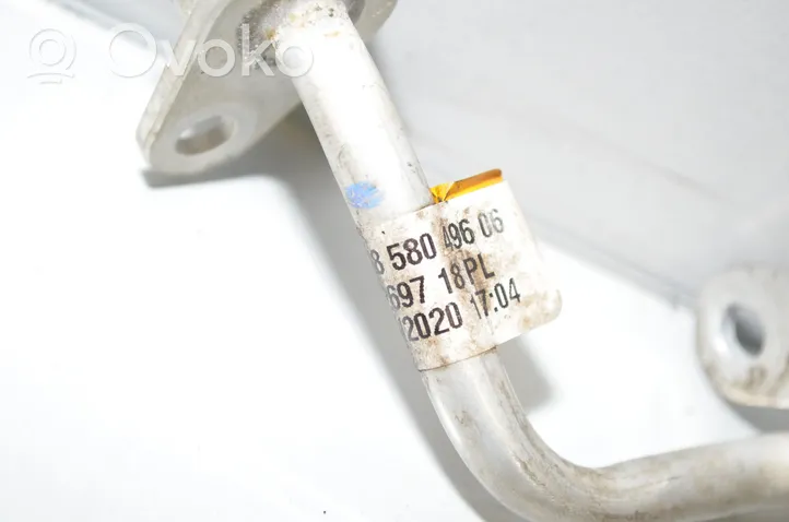 BMW 2 F46 Tubo flessibile del liquido di raffreddamento del motore 8580496