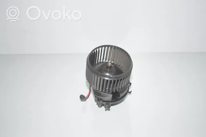 BMW X1 F48 F49 Soplador/ventilador calefacción 9297752