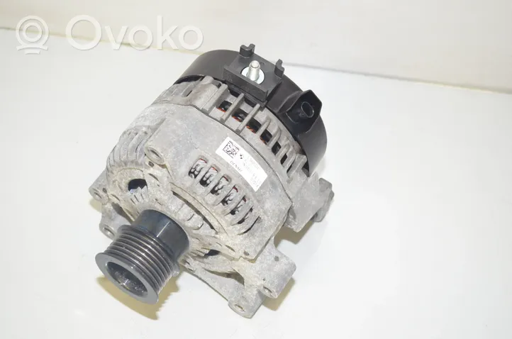 BMW 1 F40 Generator/alternator 8680374