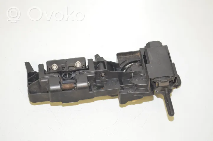 BMW i3 Rankenėlė atidarymo vidinė 7301758