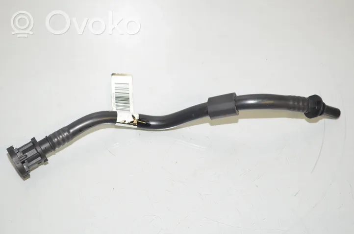 BMW 3 G20 G21 Tuyau sous vide 8605130