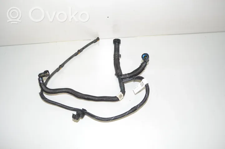 BMW 3 G20 G21 Tubo carburante 8583458